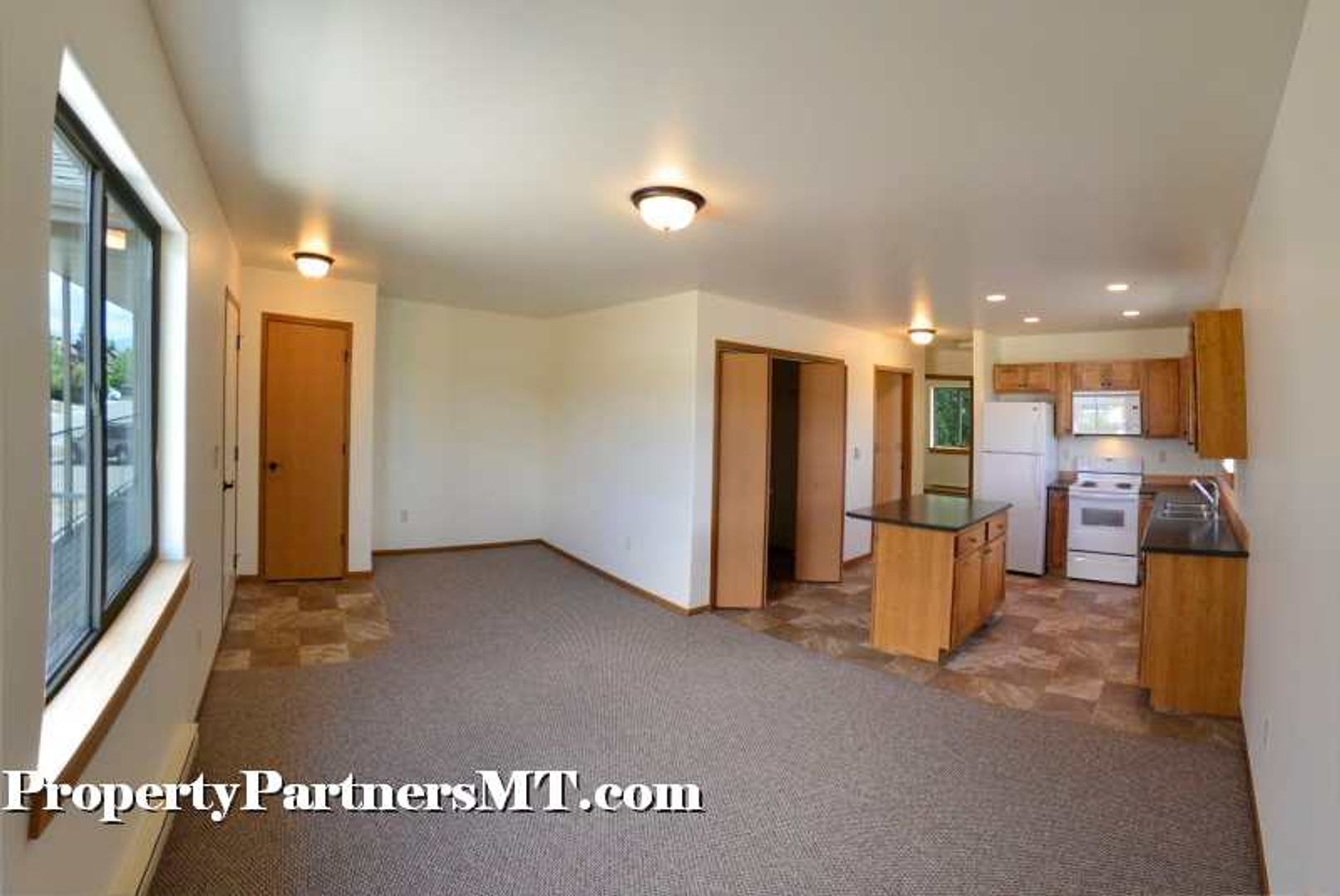 Belgrade Apartment: 905 Montana St