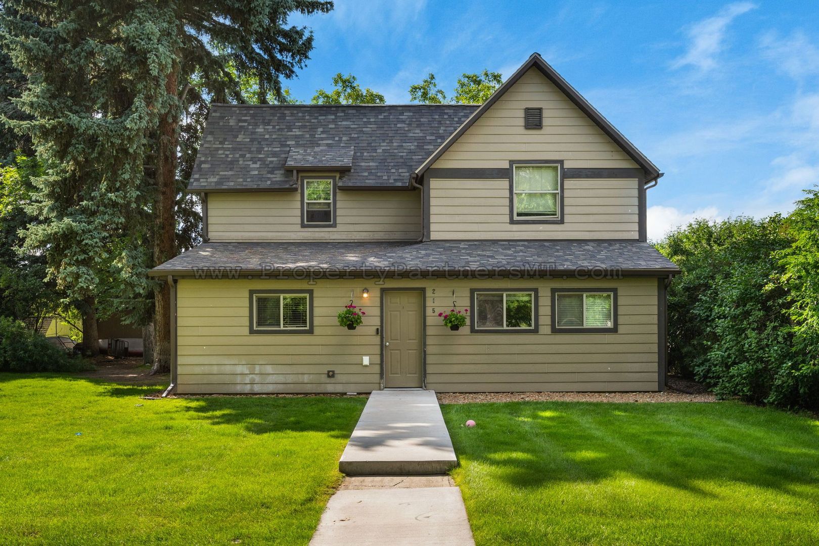Belgrade House: 215 N. Quaw Blvd