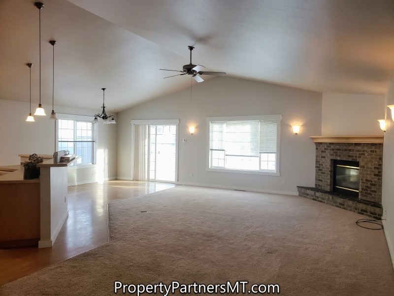 Bozeman House: 705 N Aster Ave