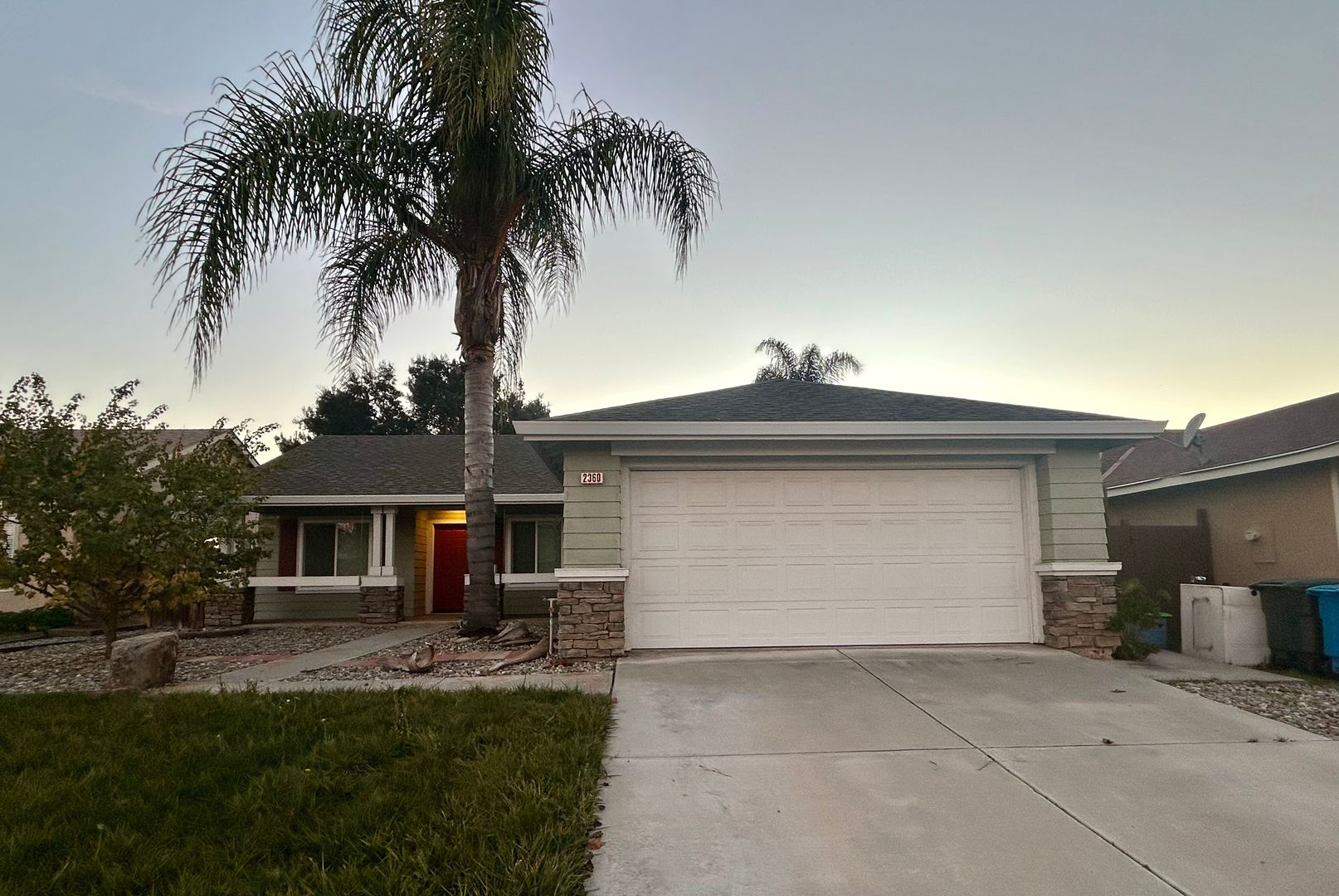 Hollister House: 2360 Valley View Rd