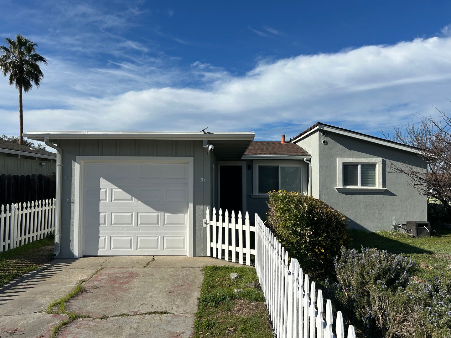 San Juan Bautista House: 51 Washington St