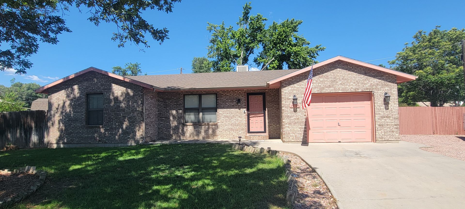 Canon City House: 1003 Apple Ln