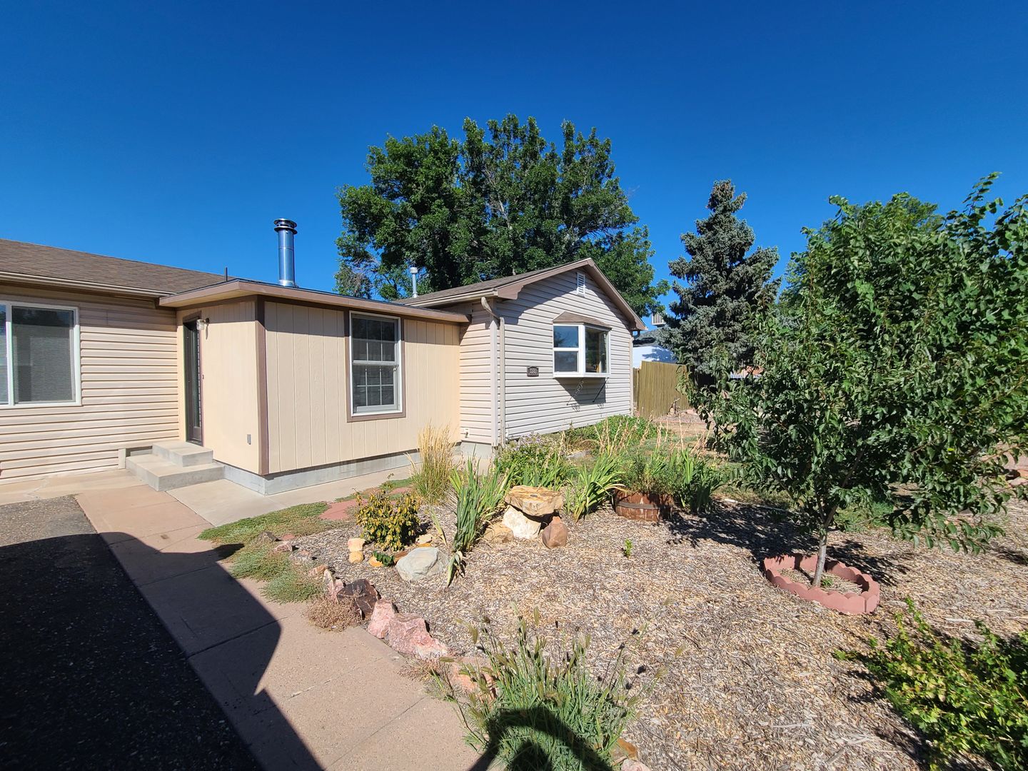 Canon City House: 3281 Crawford