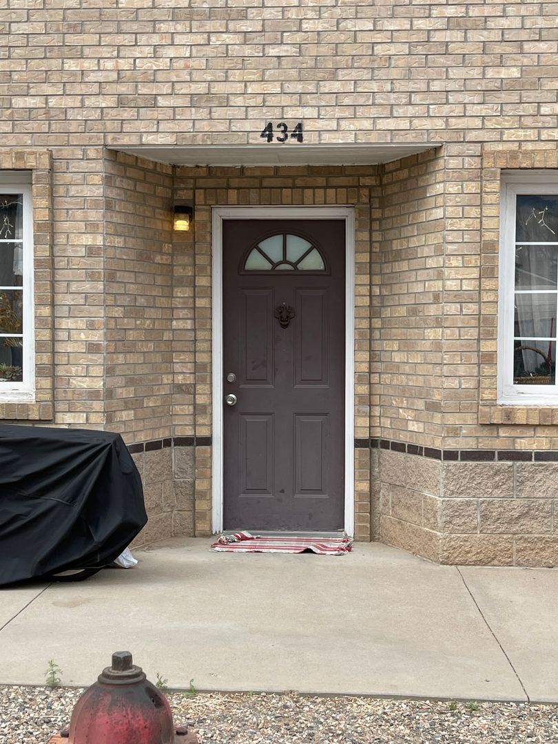 Florence Apartment: 434 - 502 W Main St