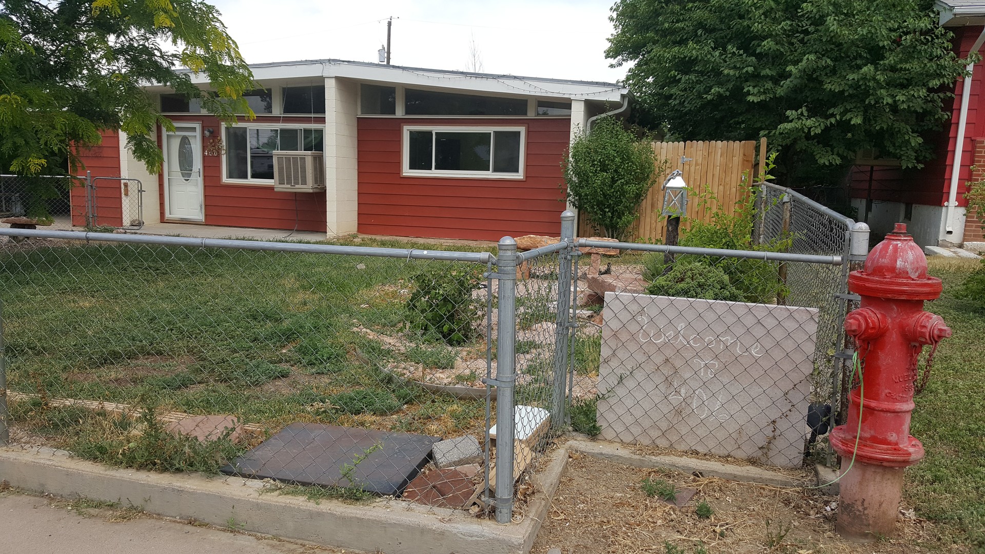 Florence House: 406 Oriole Rd