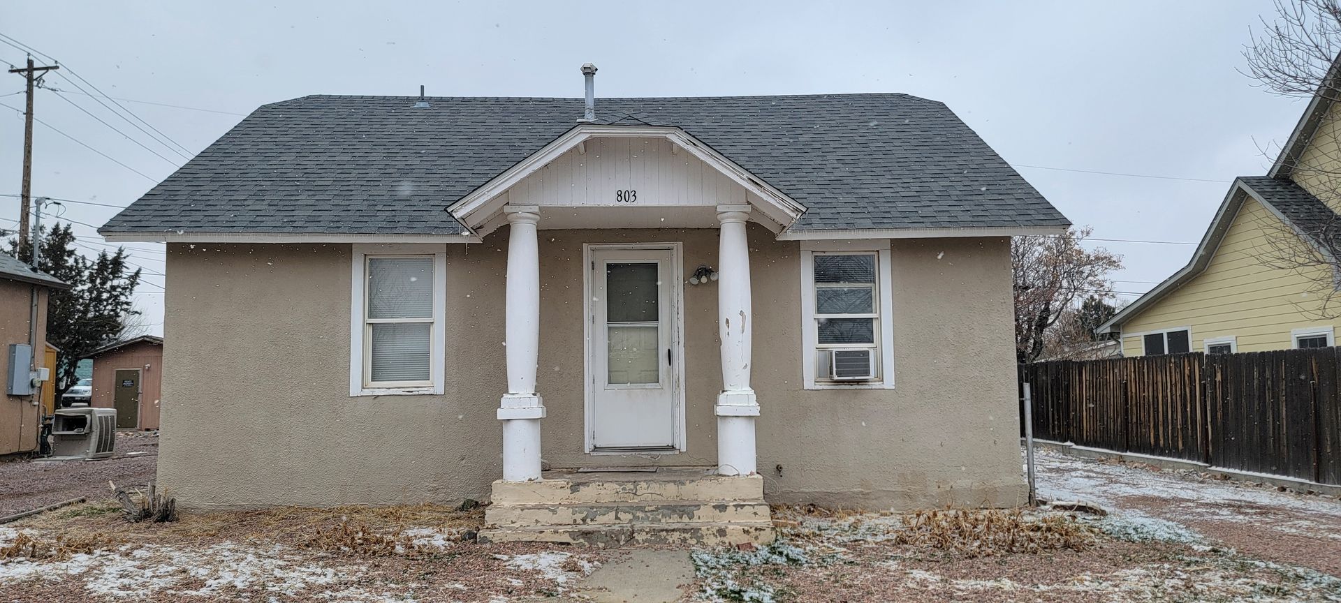 Canon City House: 803 Phay Ave