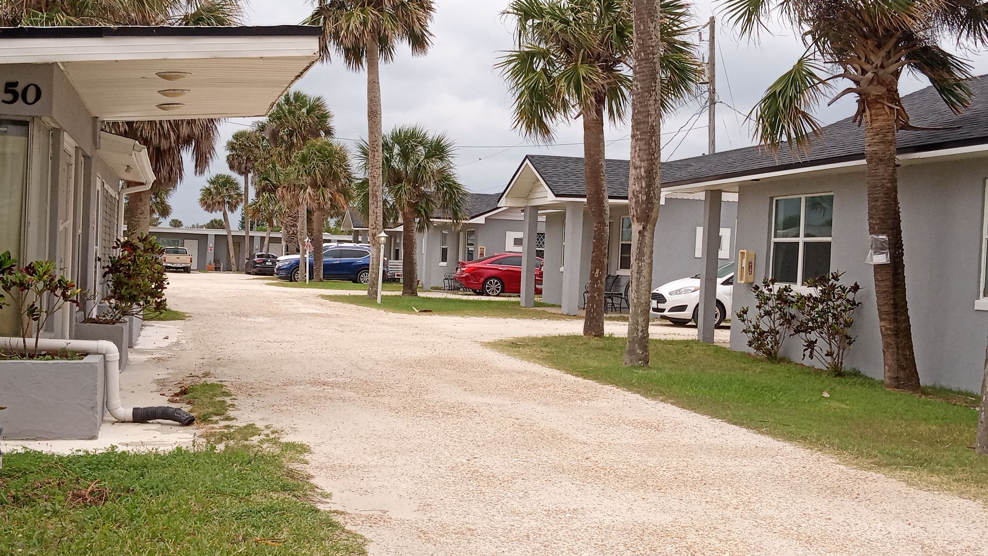 Daytona Beach Apartment: 3150 South Atlantic Avenue