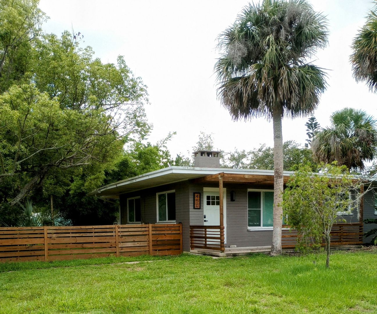 Ormond Beach House: 450 McIntosh Road
