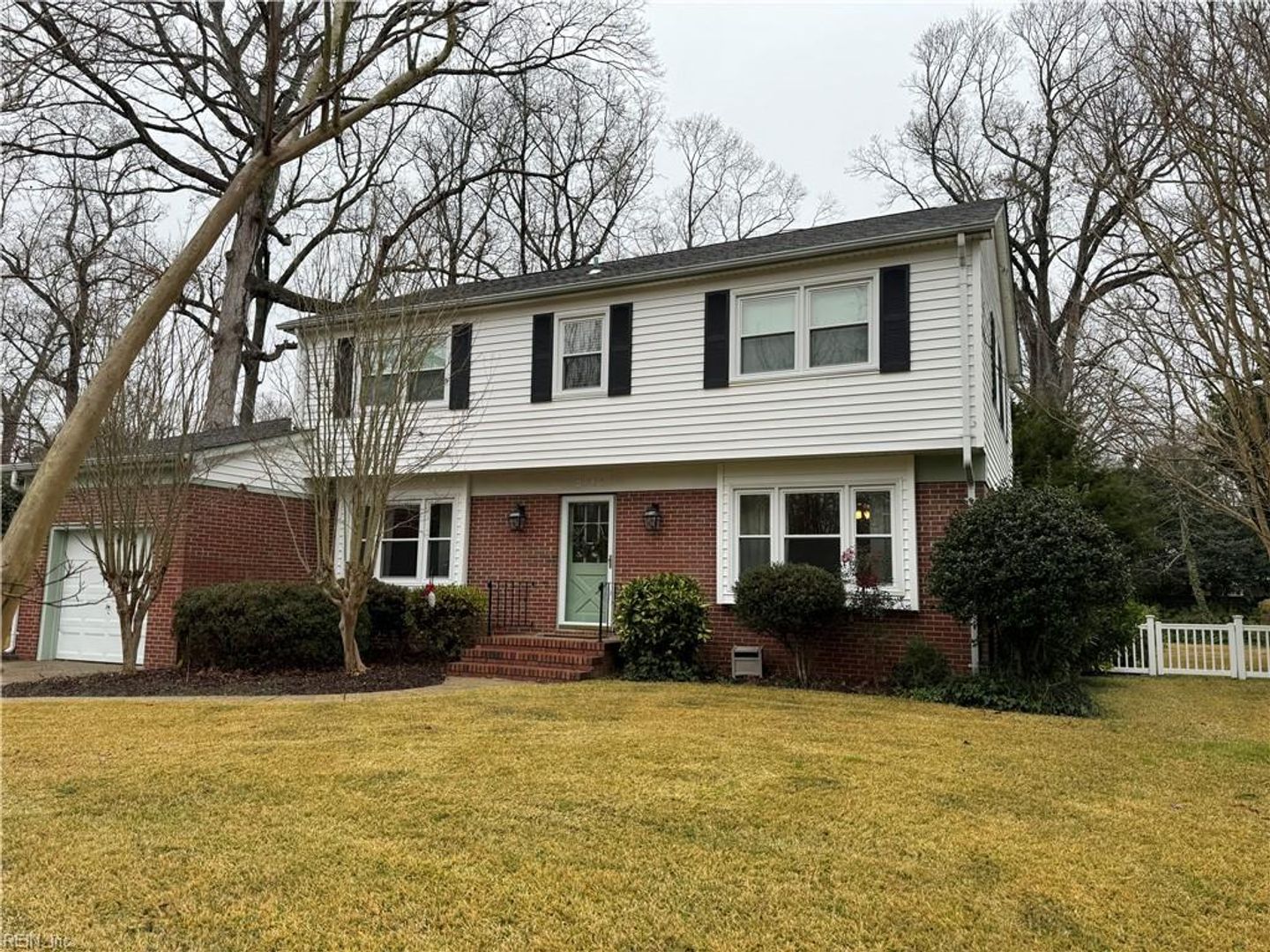 Virginia Beach House: 3716 S Queensgrove Circle