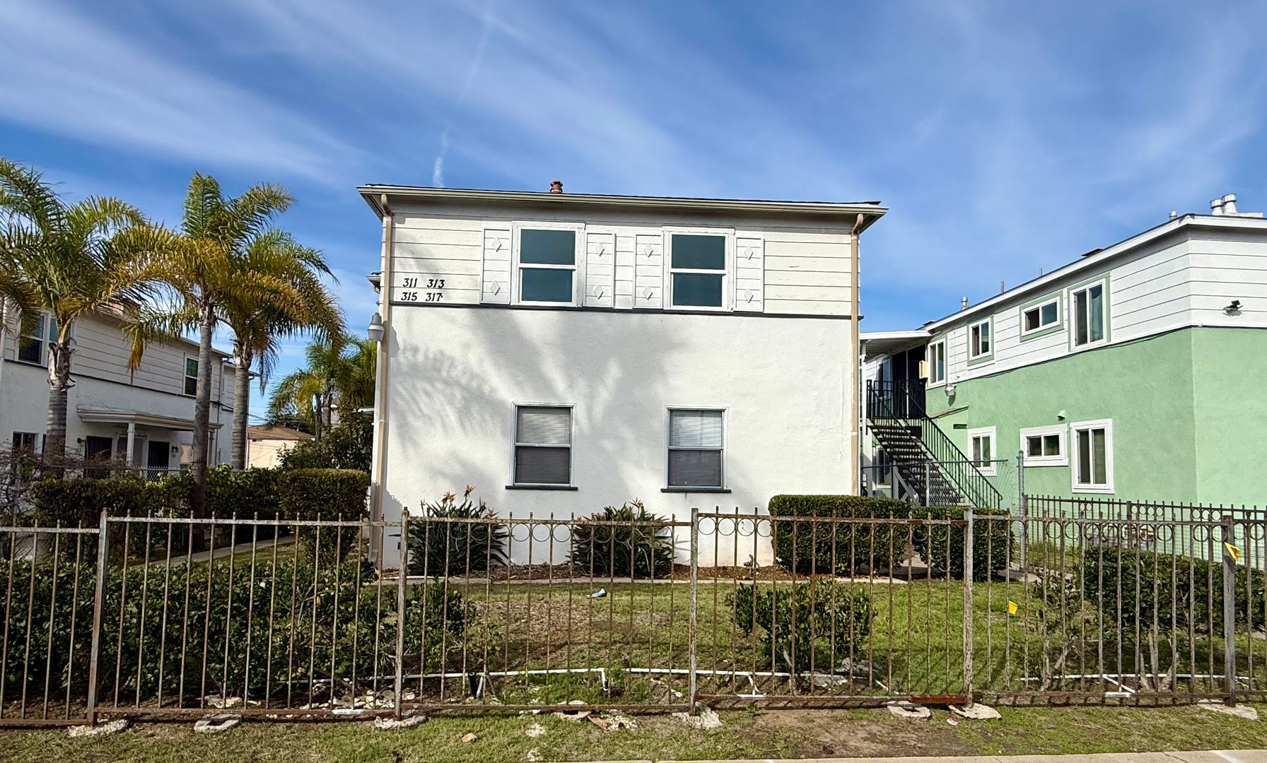 National City Apartment: 311-17 E 5th St