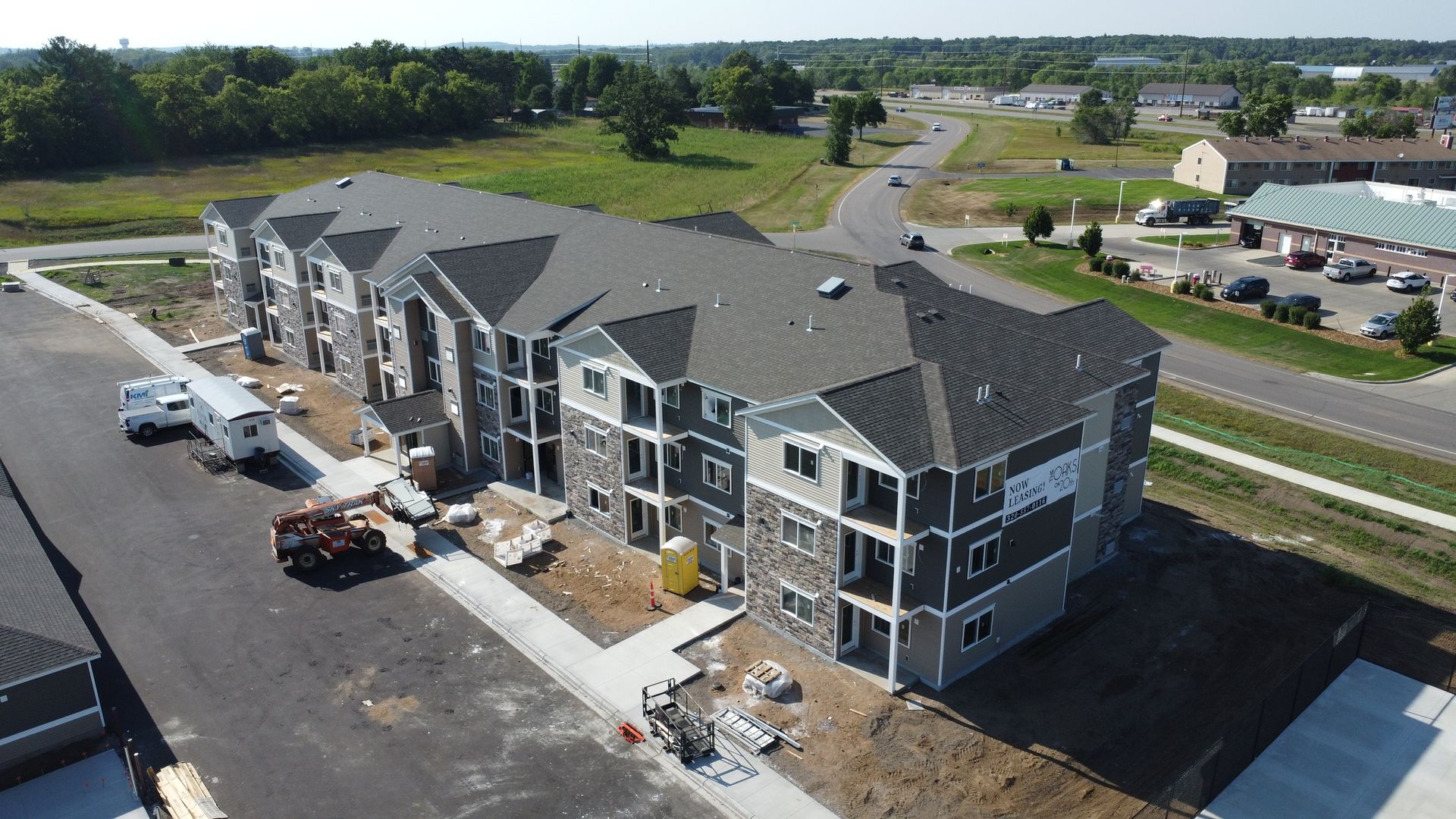 St. Joseph Apartment: 109 20th Ave SE