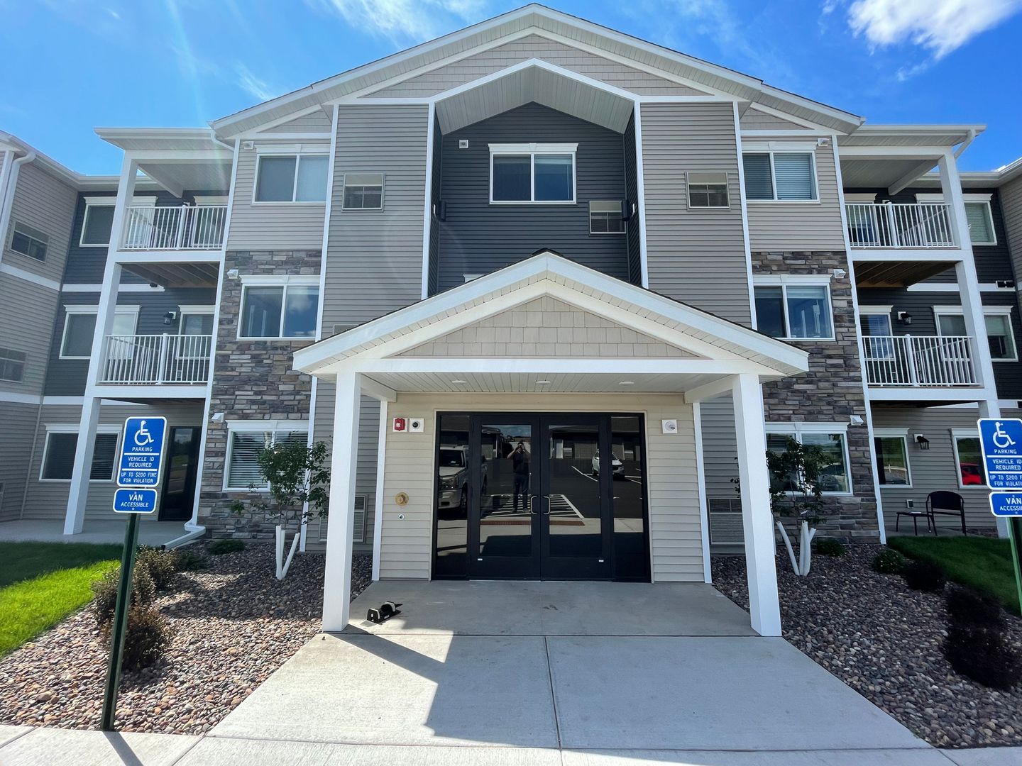 North Branch Apartment: 5384 383rd St