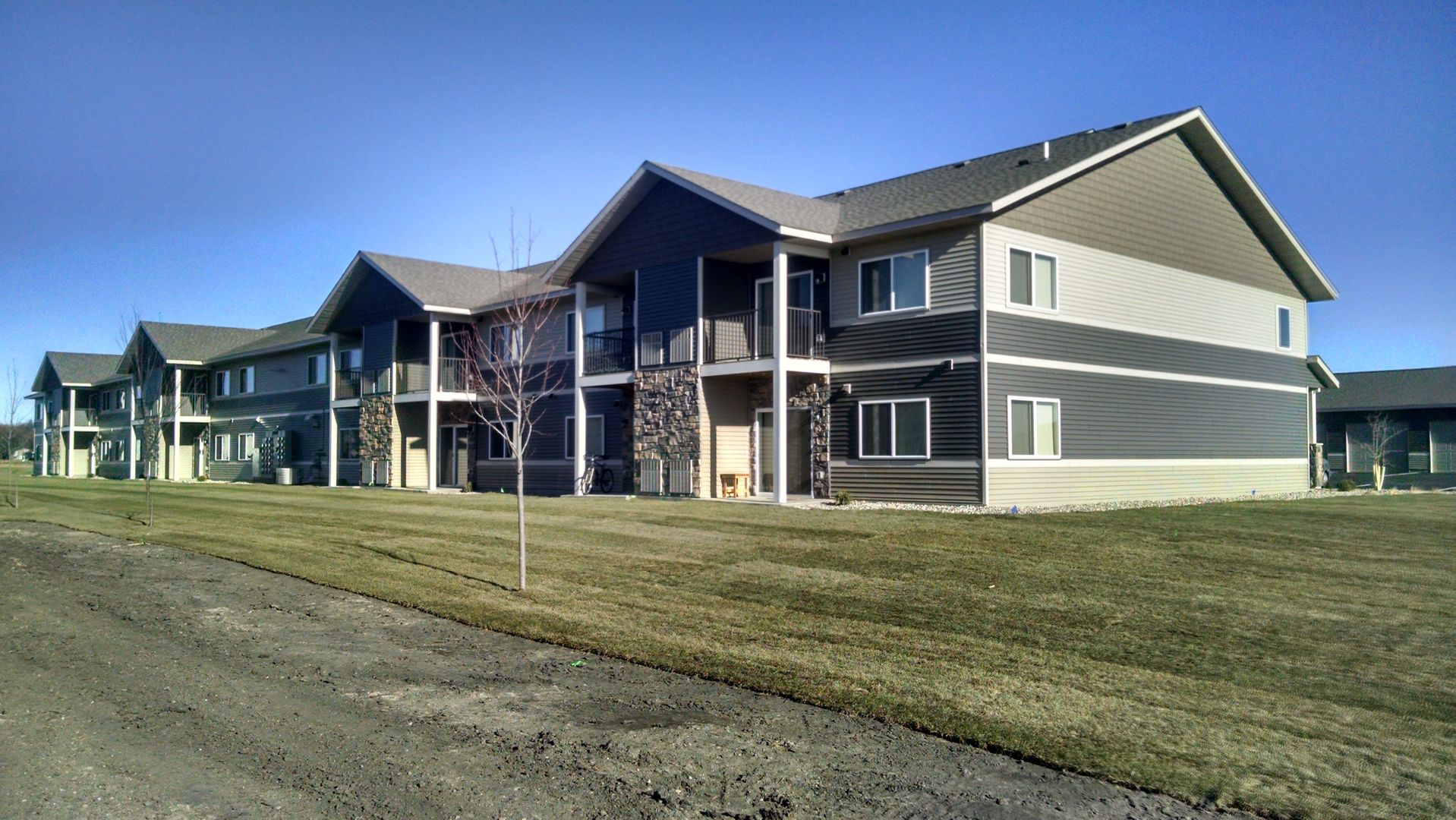 Hutchinson Apartment: 48 Denver Ave SE