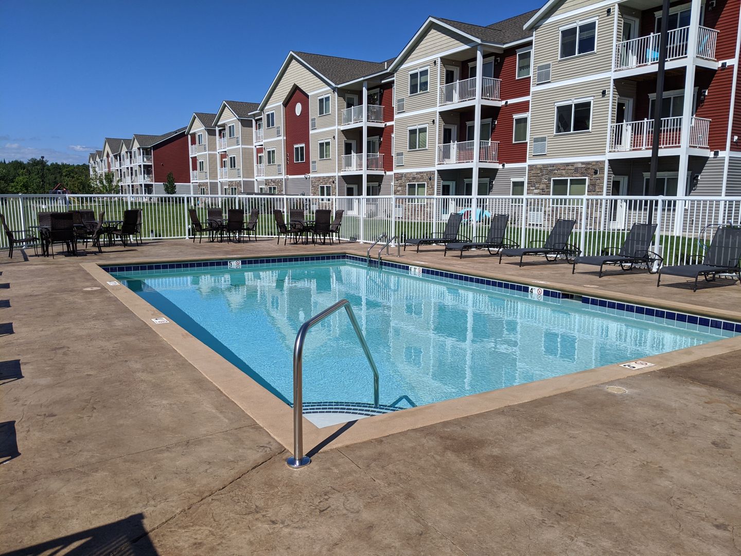 Baxter Apartment: 7357 Clearwater Rd