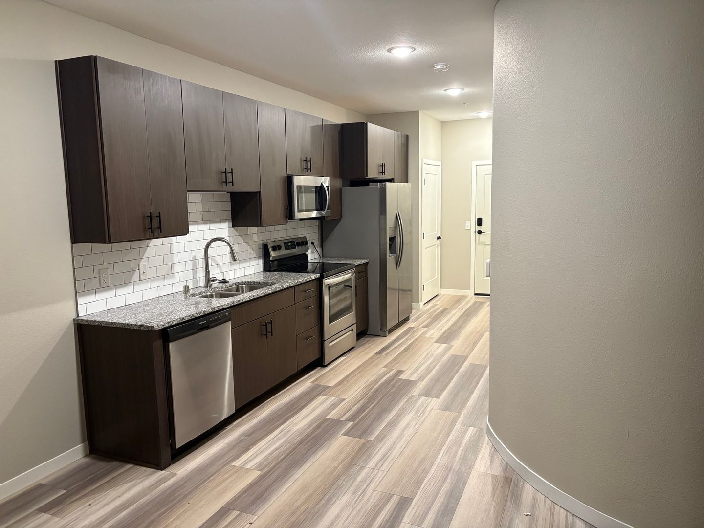 Burnsville Apartment: 15315 Maple Island Road