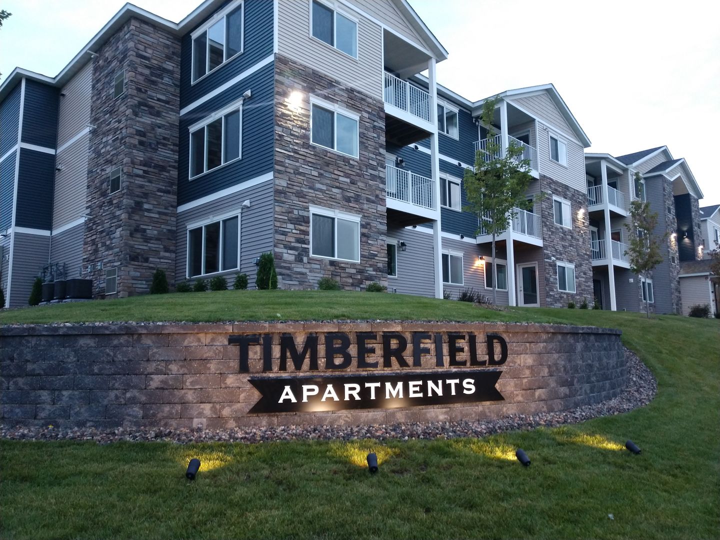 Northfield Apartment: 2411 Jefferson Road