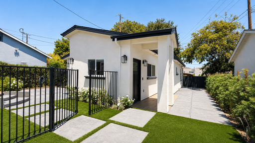 Brand-New 2 Bed / 2 Bath ADU | Modern Finishes | Washer & Dryer Included | Off-Street Parking – photo 1