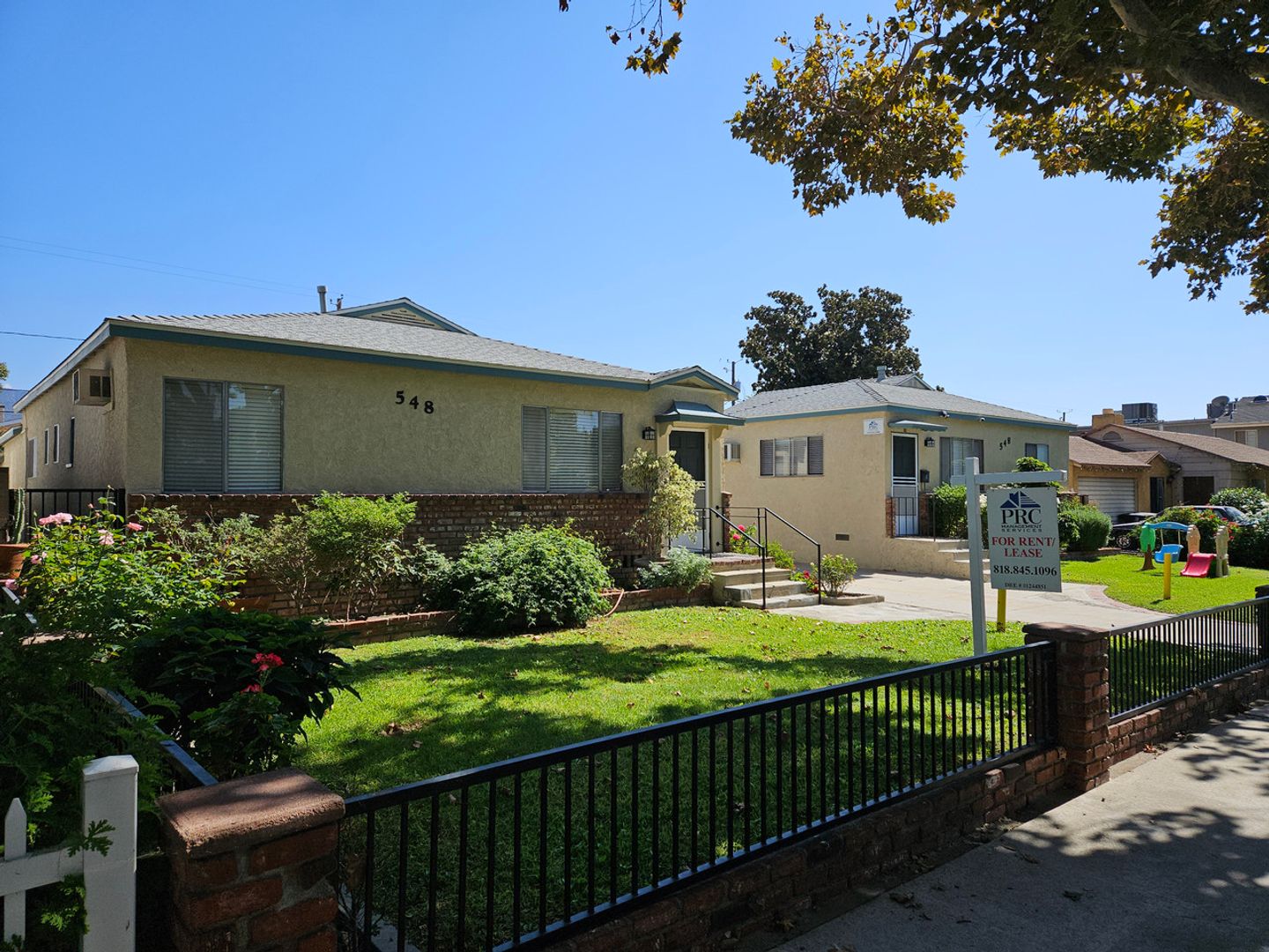 Burbank Apartment: 548 N. Mariposa Street