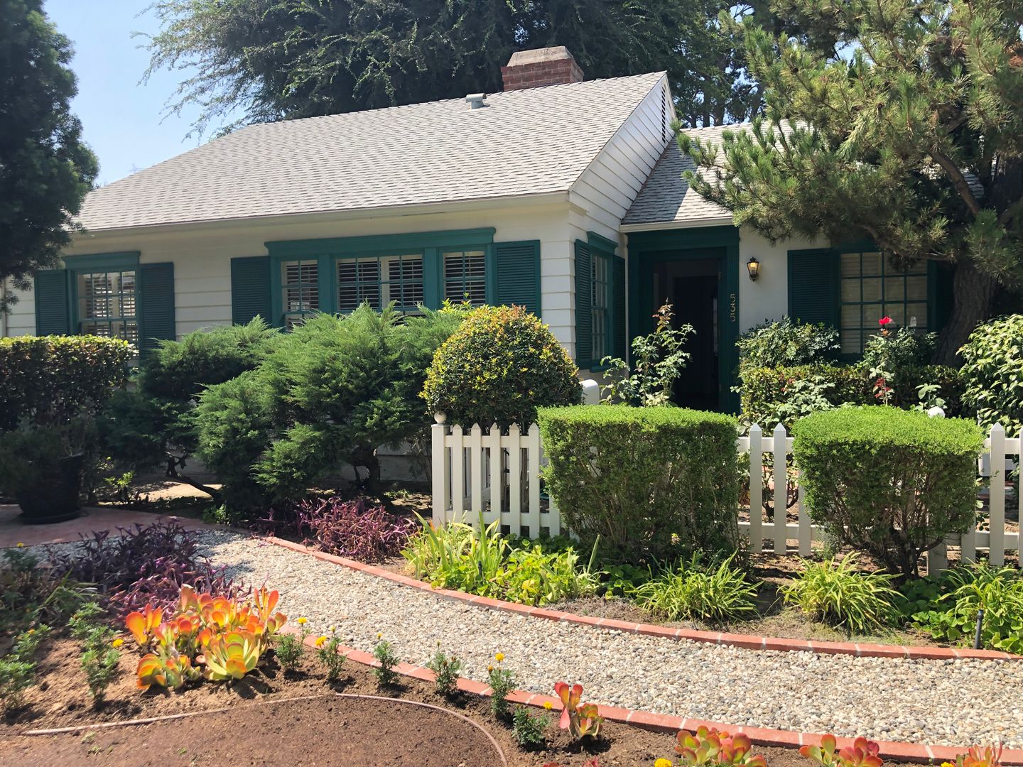 Burbank House: 535 S. Niagara Street