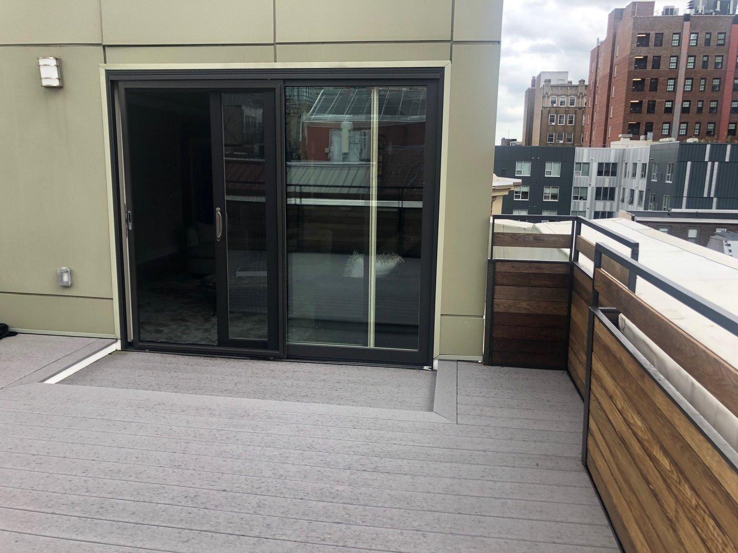 Roof deck at 4525 Walnut Associates LP (6 of 7)