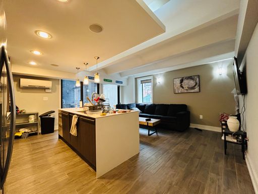 Just Reduced this month Only! Great 2 Bedroom 2 Bathroom Available – photo 1