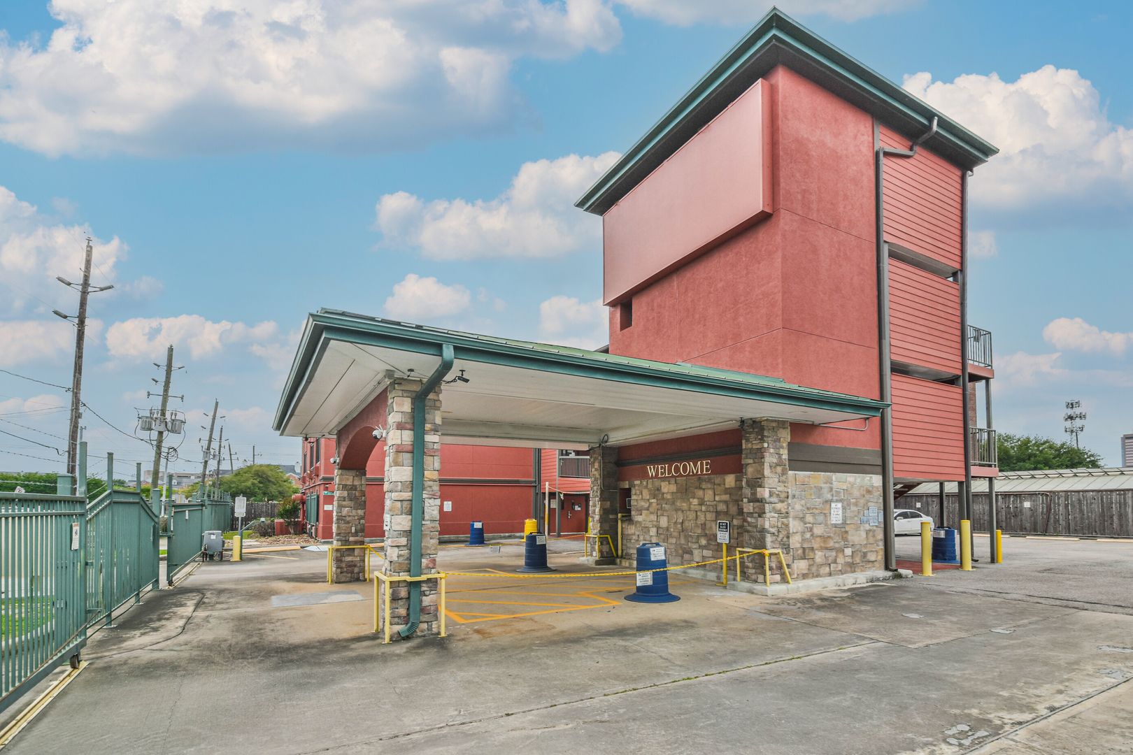 Houston Apartment: 1025 Swanson St.