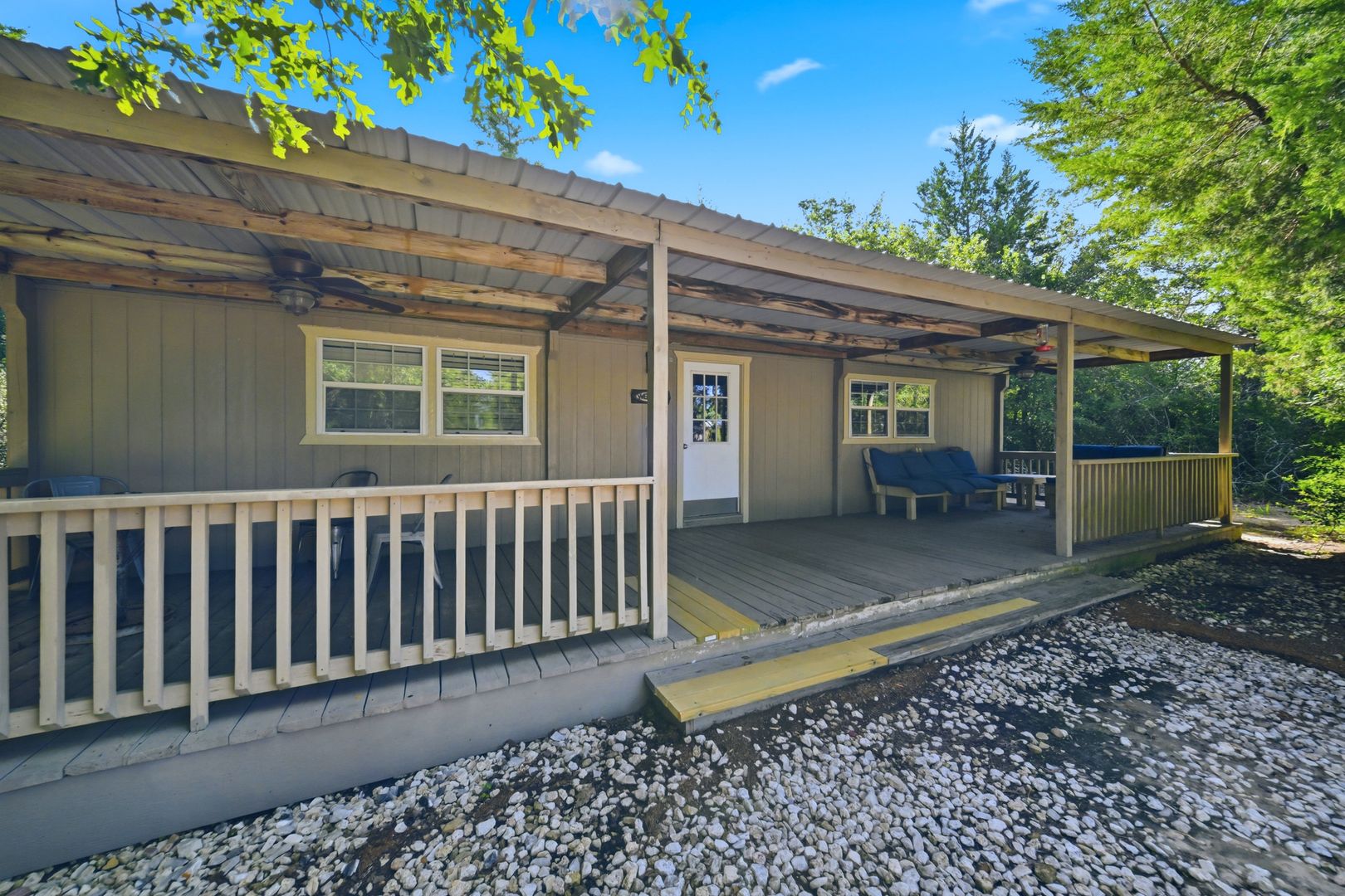Bryan House: 11351 Oak Lake Road