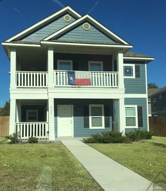 609 Wellborn – photo 1