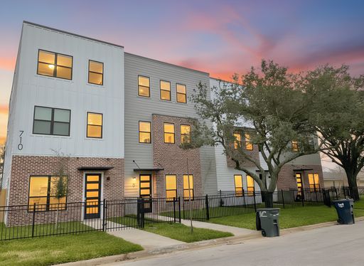 710 Vassar A – photo 1