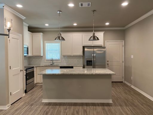 607 Peyton – photo 1