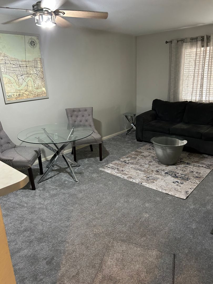 Metairie Apartment: 2500 Houma Blvd
