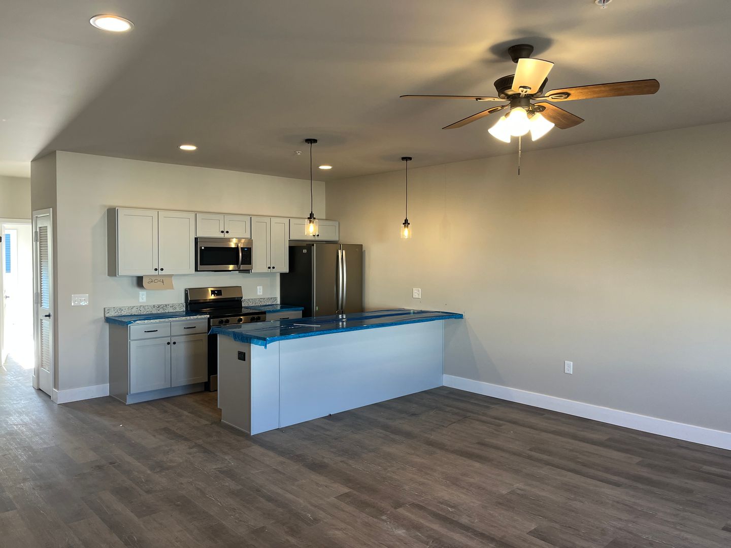 York Apartment: 3906 Tunnel Hill Rd.