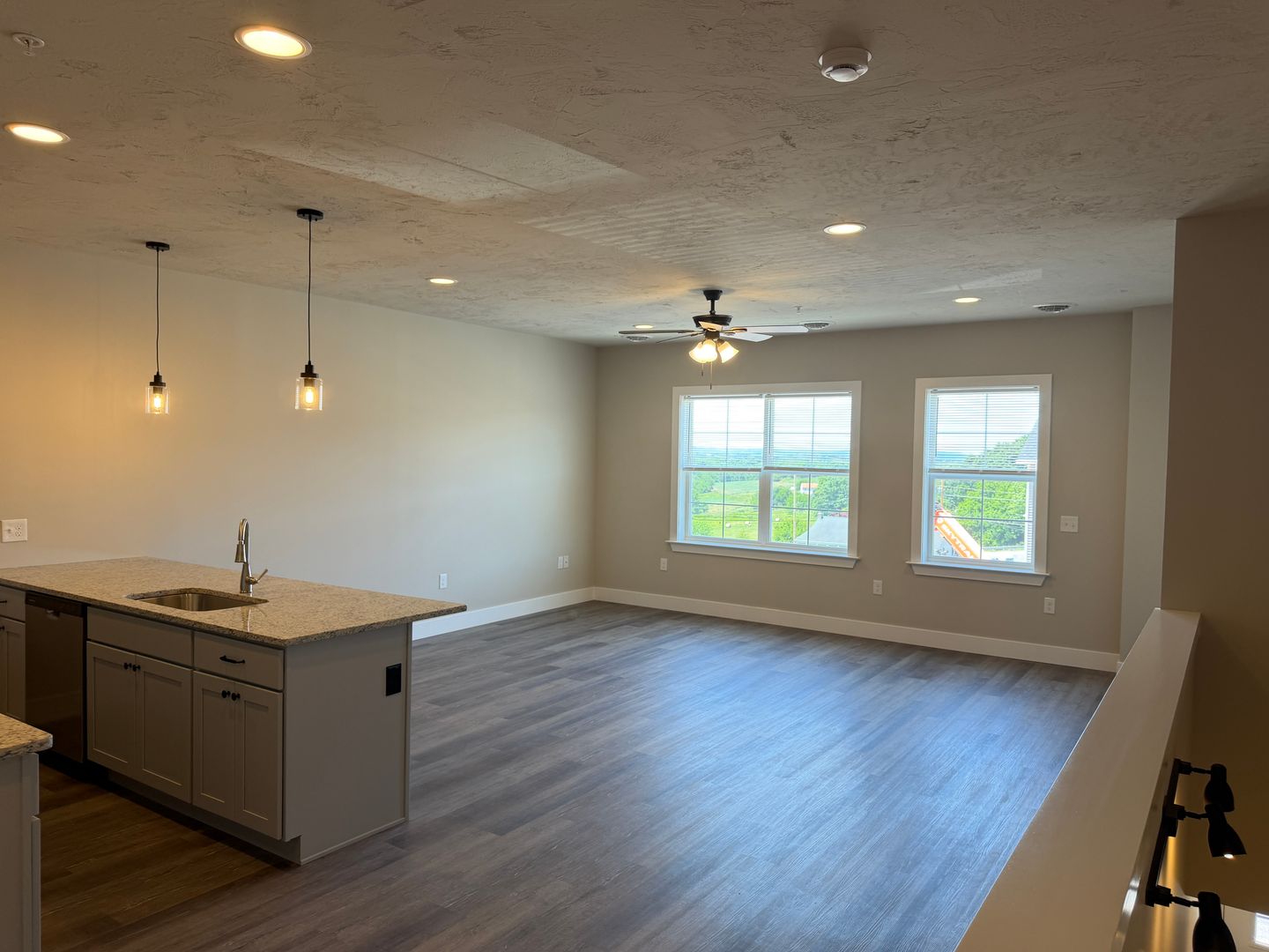 York Apartment: 3906 Tunnel Hill Rd.