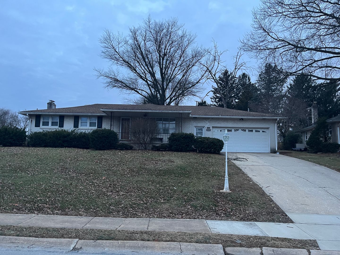 York House: 2006 White St