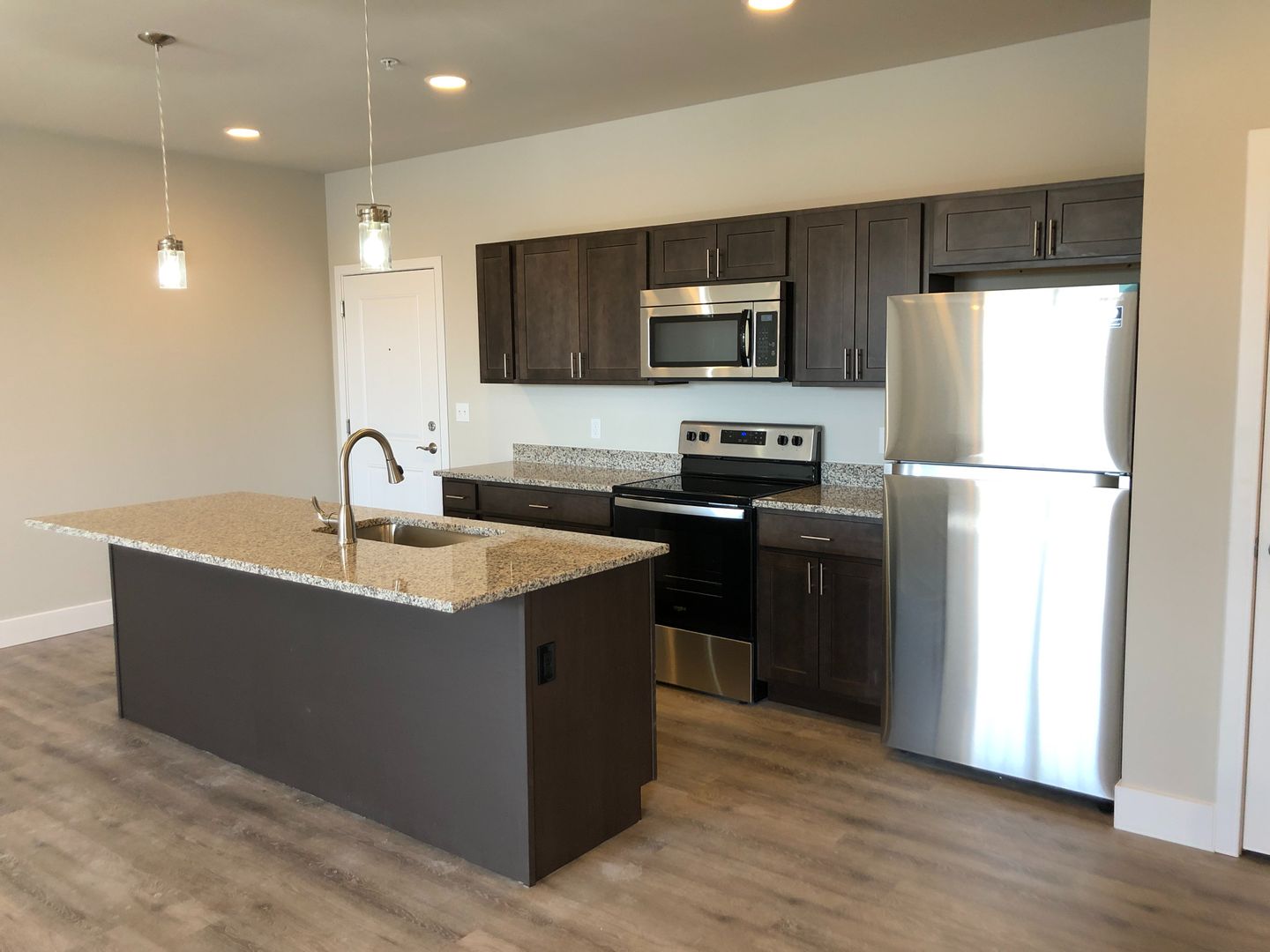 York Apartment: 1100 Schley Alley