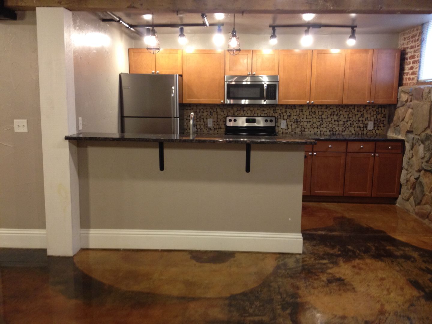 York Apartment: 1360 N. George St.