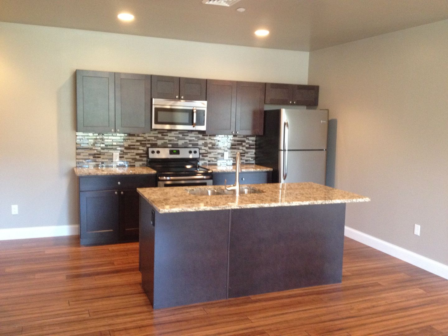 York Apartment: 815 N. George St.