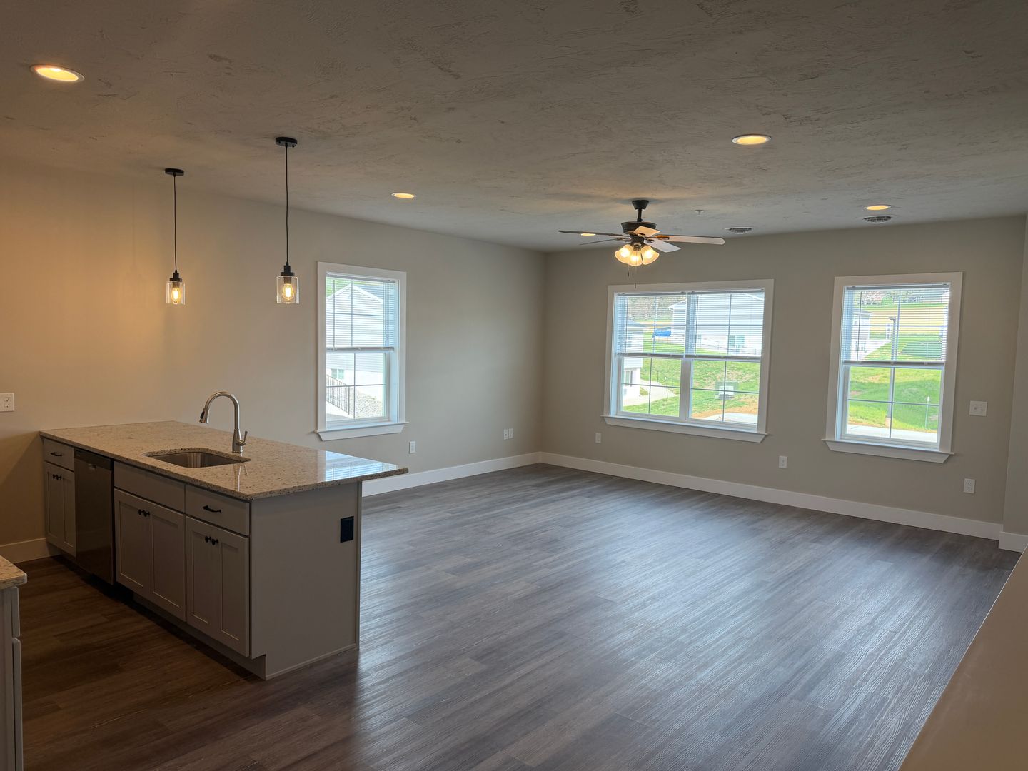 York Apartment: 3906 Tunnel Hill Rd.