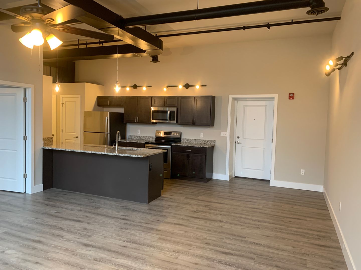 Spring Grove Apartment: 50 N East St