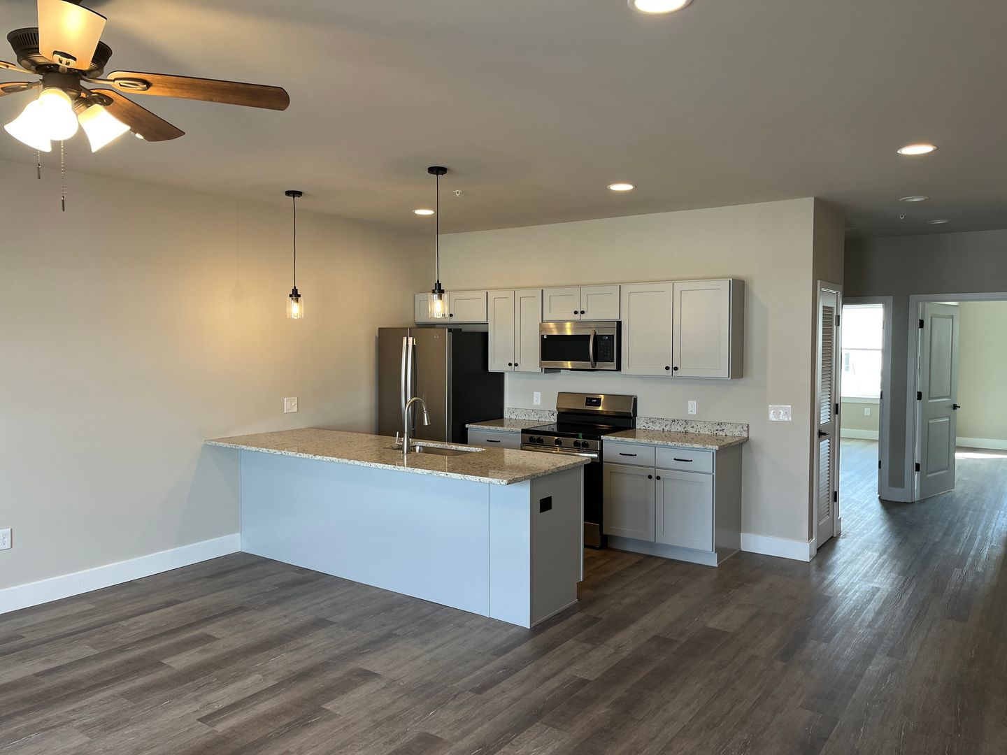 York Apartment: 3906 Tunnel Hill Rd.