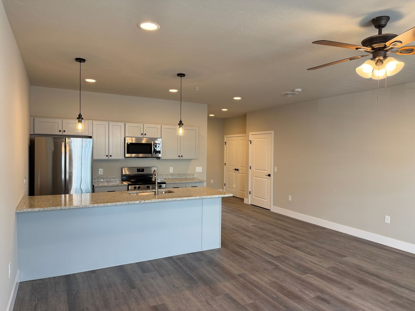 York Apartment: 3906 Tunnel Hill Rd.