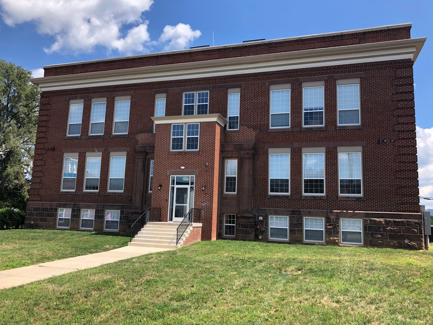 Dillsburg Apartment: 149 S Baltimore St