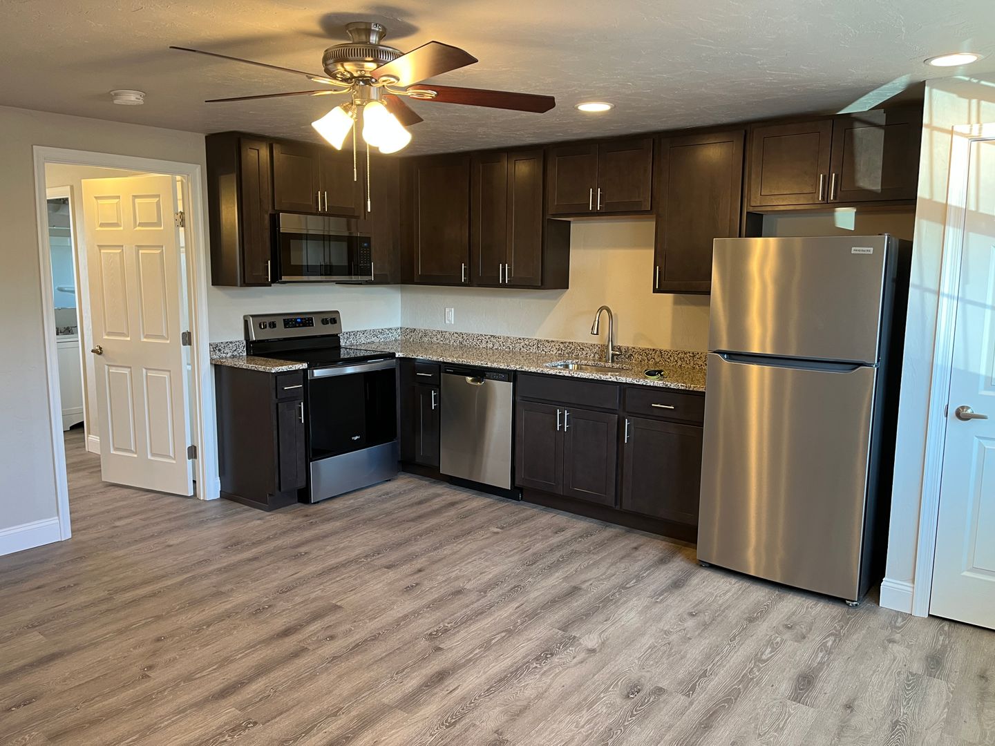 Seven Valleys Apartment: 3533 Messersmith Rd