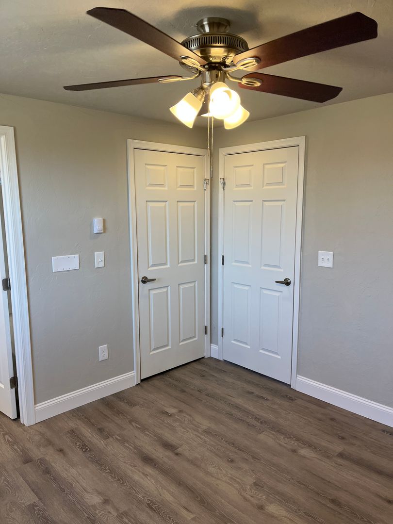 Seven Valleys Apartment: 3533 Messersmith Rd