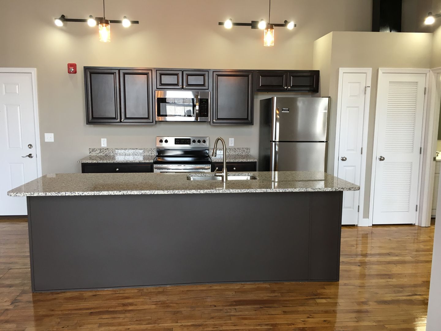 York Apartment: 20 Sigsbee Ave.