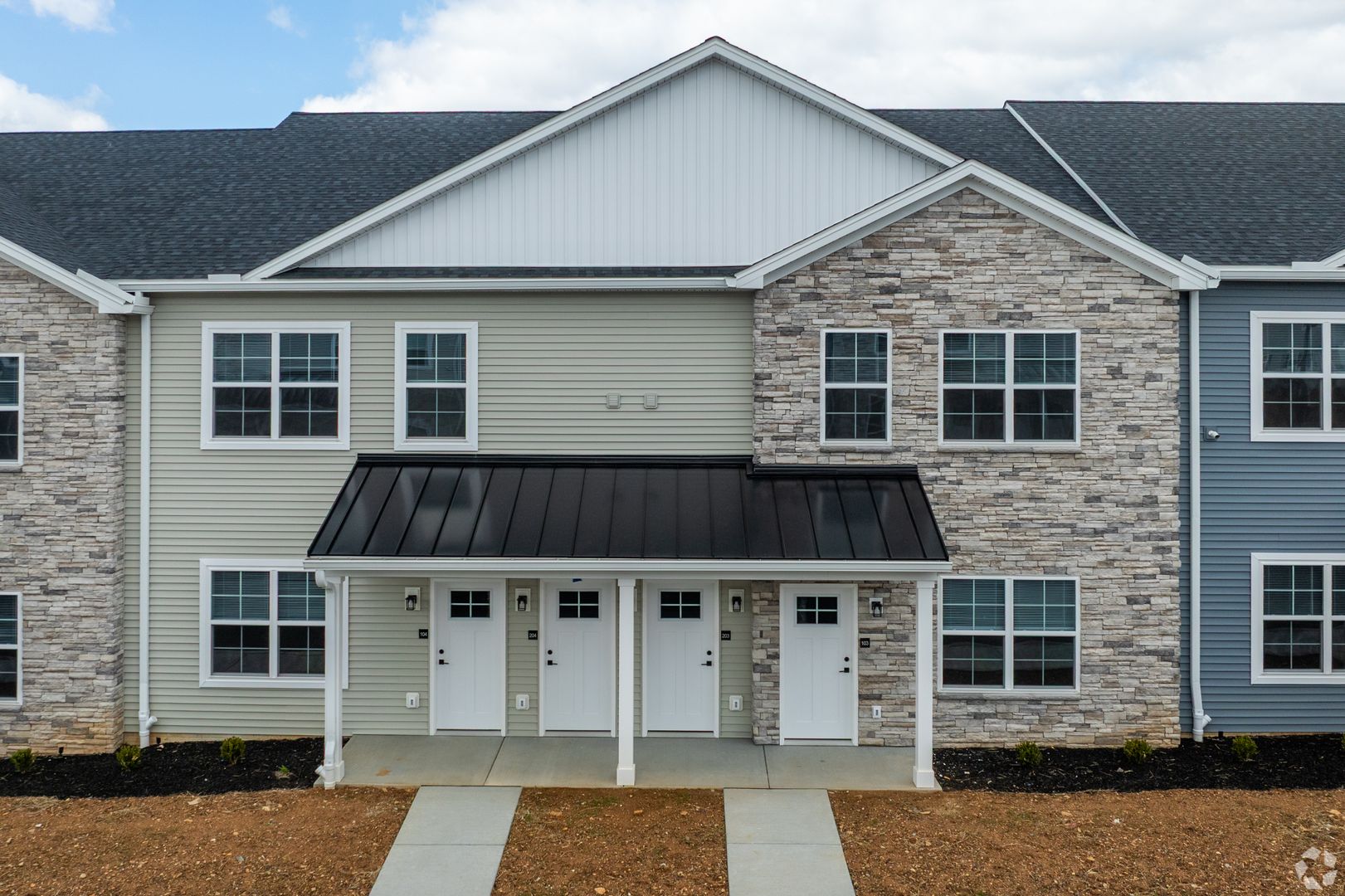 York Apartment: 3906 Tunnel Hill Rd.