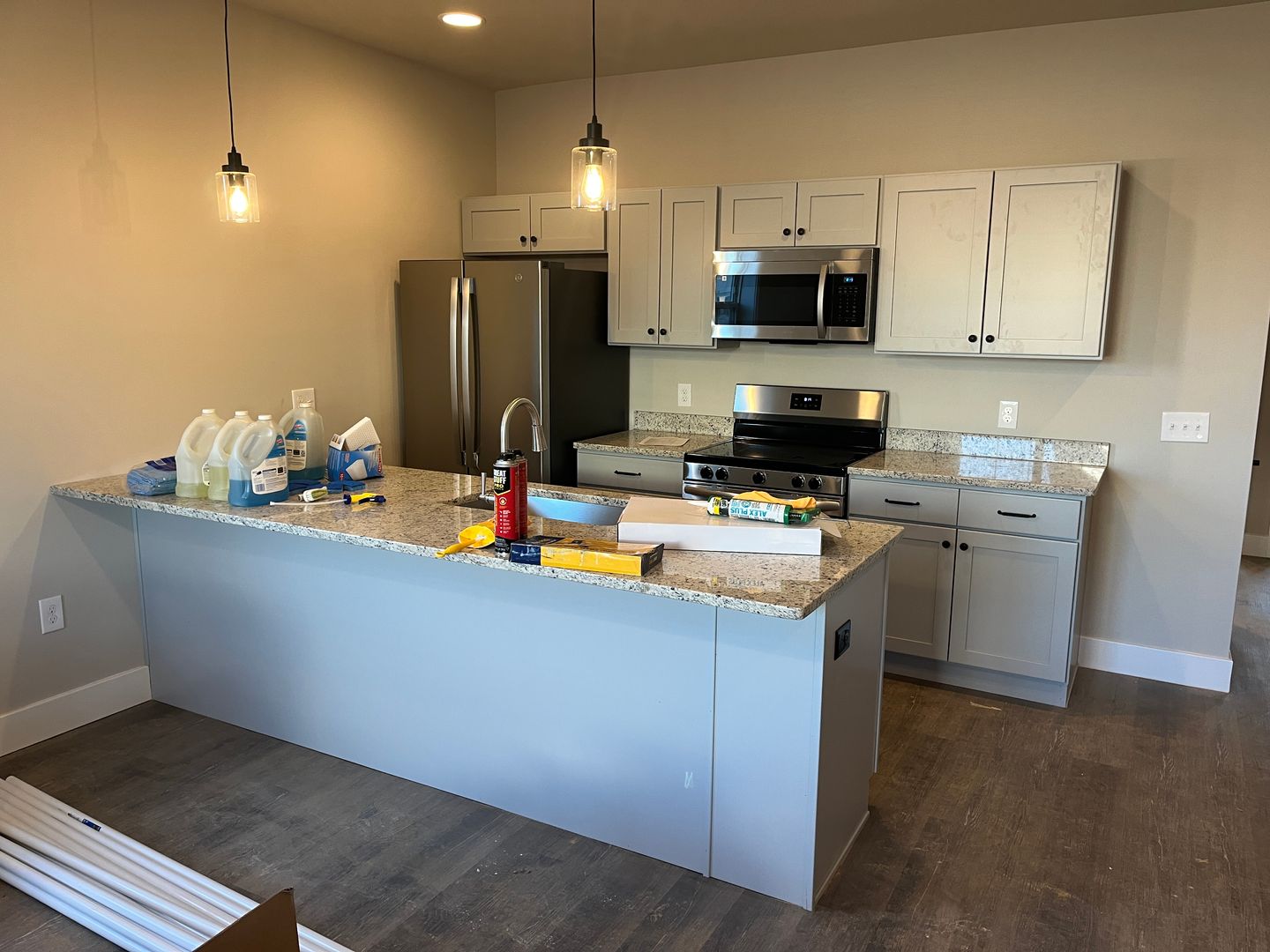 York Apartment: 3906 Tunnel Hill Rd.