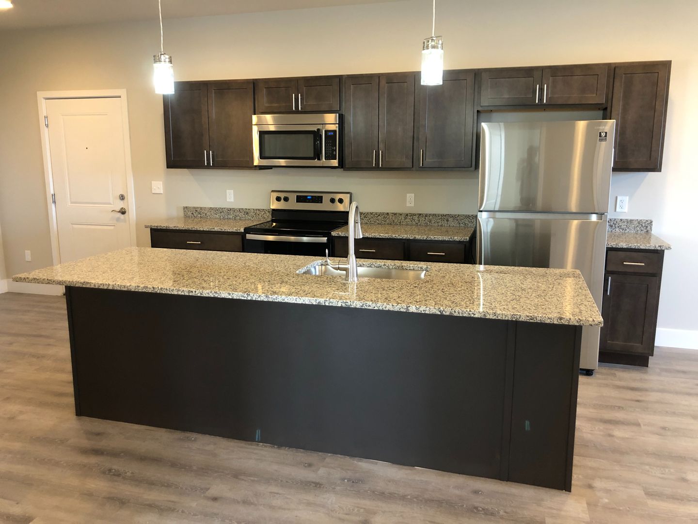 York Apartment: 1100 Schley Alley