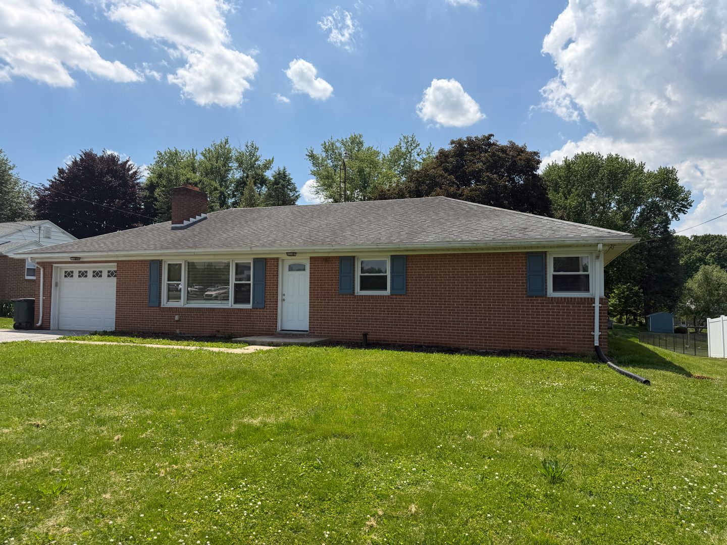 York House: 1862 Powder Mill Rd