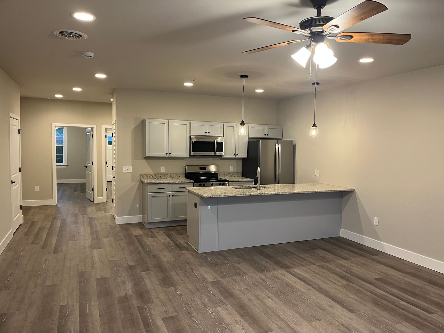 York Apartment: 3906 Tunnel Hill Rd.